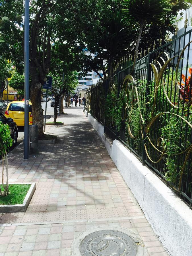 קיטו La Coupole Hotel מראה חיצוני תמונה
