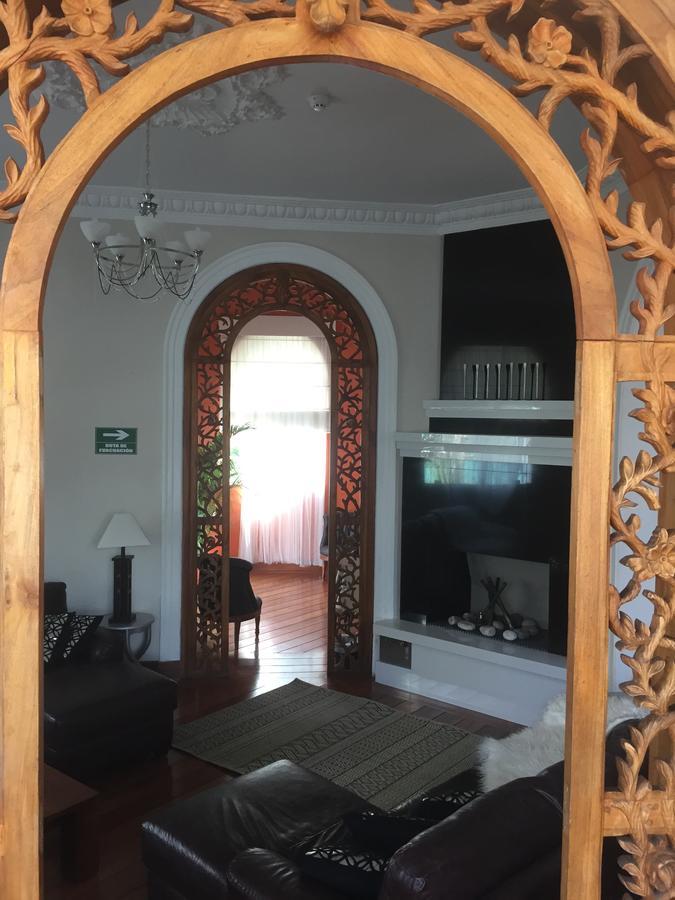 קיטו La Coupole Hotel מראה חיצוני תמונה