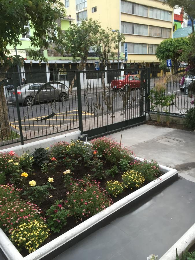 קיטו La Coupole Hotel מראה חיצוני תמונה